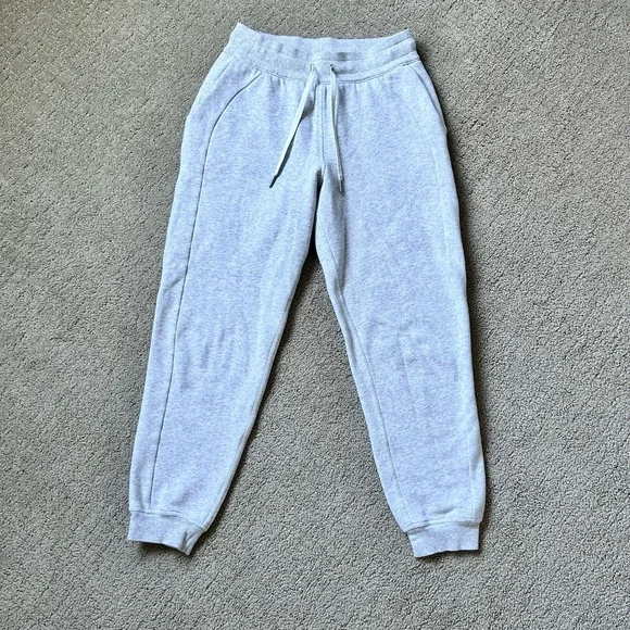 Lululemon Scuba High-Rise Jogger - Picture 6 of 8